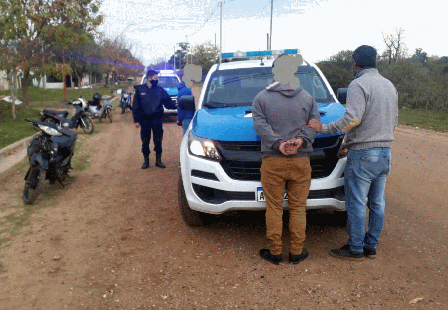 Federal Robaron Una Moto A La Salida De Un Boliche Y Fueron Detenidos Región Realidad Regional 4352